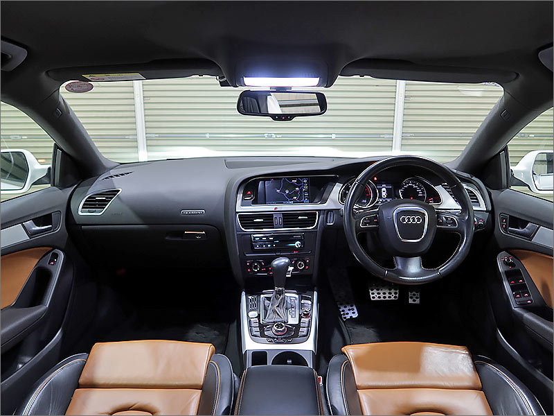 20231204audi-a5_9375